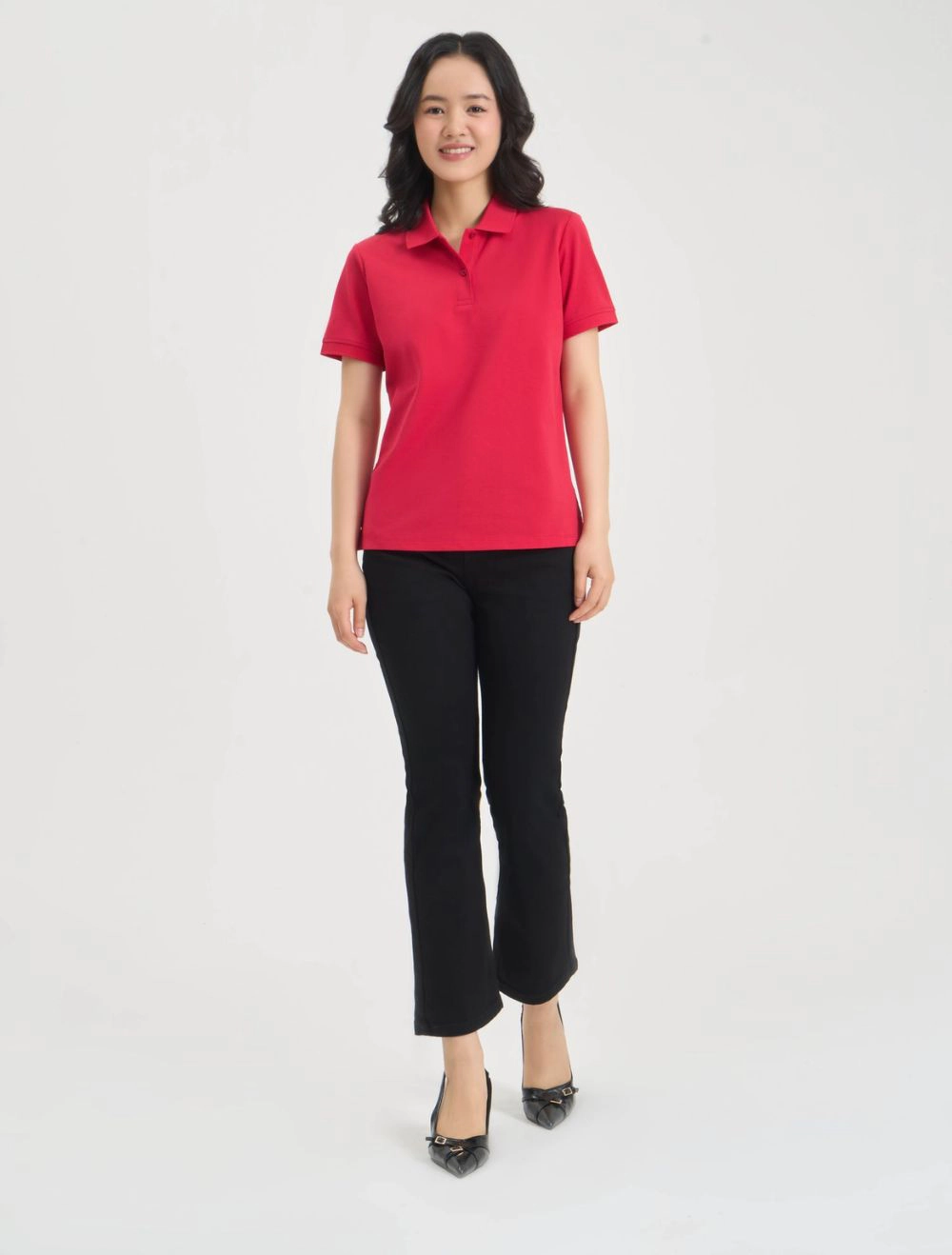 áo thun polo nữ và quần kaki
