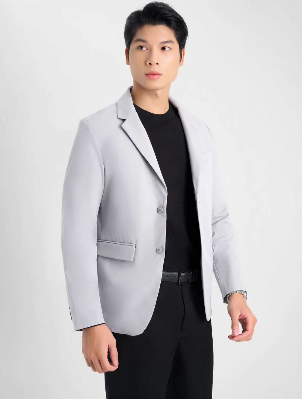 áo phông ngắn tay nam và áo blazer