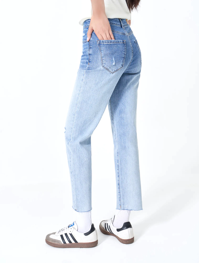 quần jean nữ ống đứng dáng crop