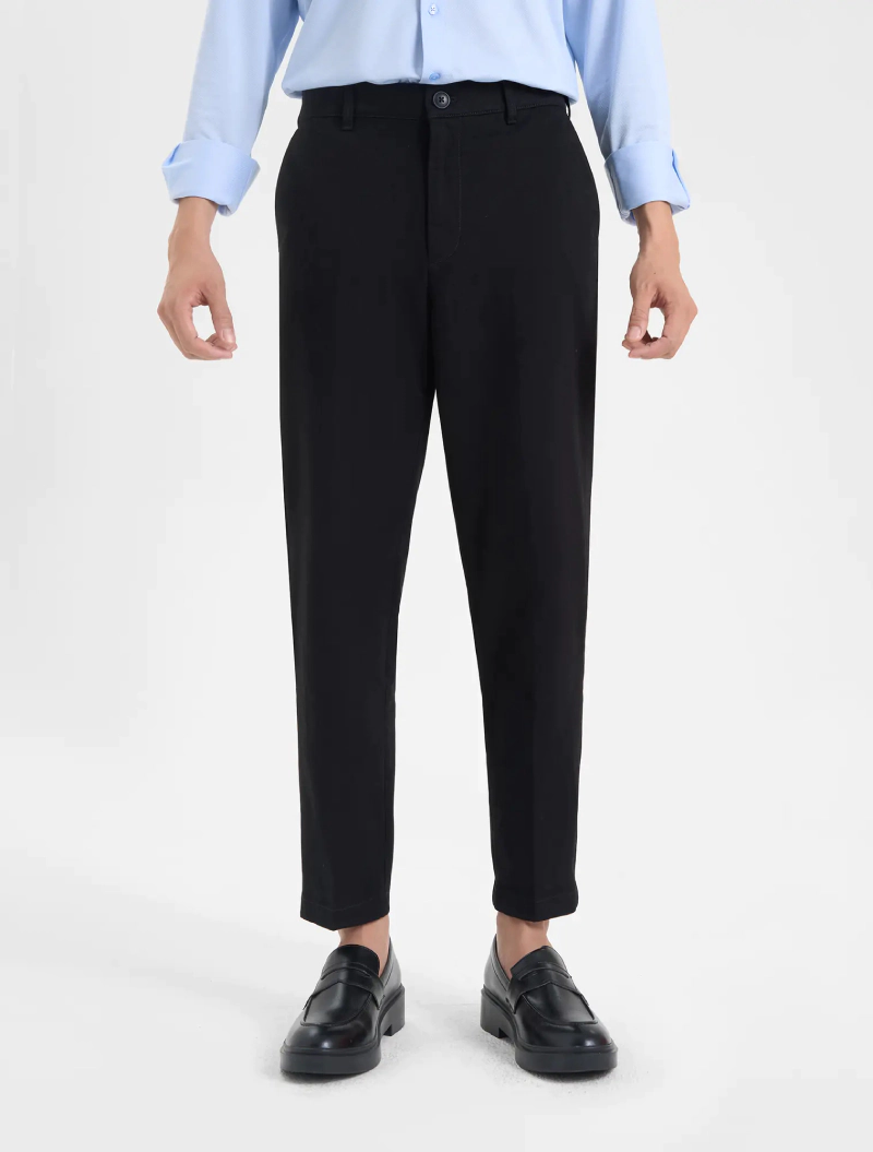 quần kaki nam dáng suông